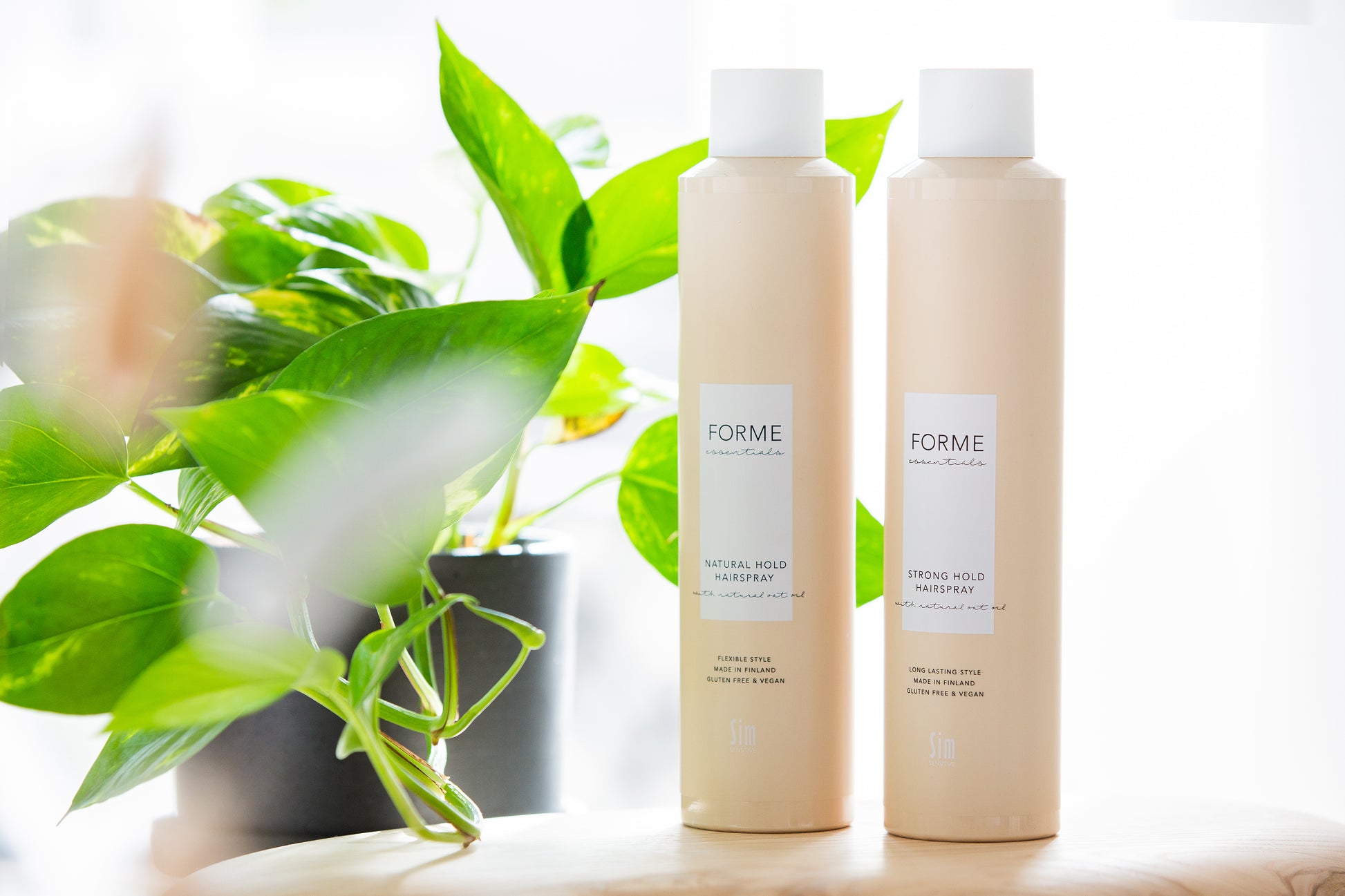 Sim Sensitive Forme Strong Hold Hairspray