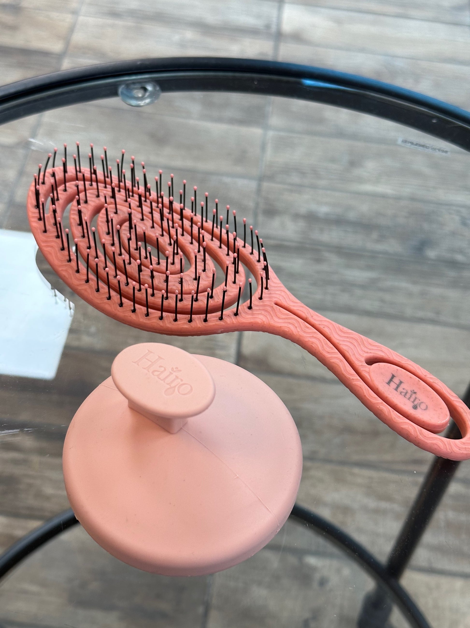 Scalp brush
