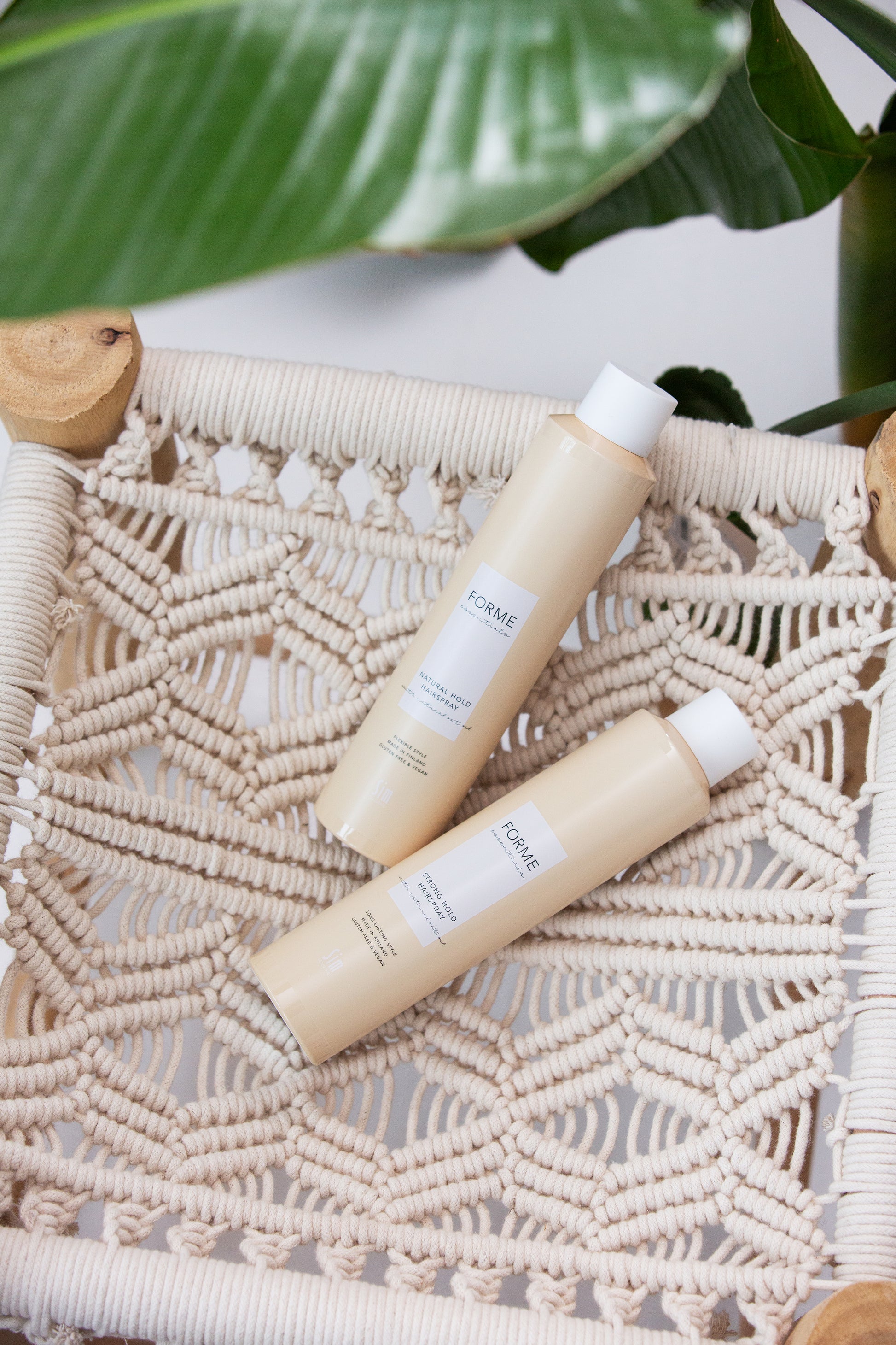 Sim Sensitive Forme Strong Hold Hairspray